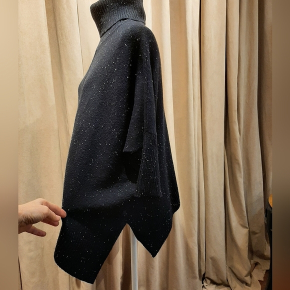 Loft batwing sweater - Picture 3 of 10